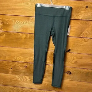 Shape womens Md leggings green Gables ankle spandex stretch Yoga workout athlete